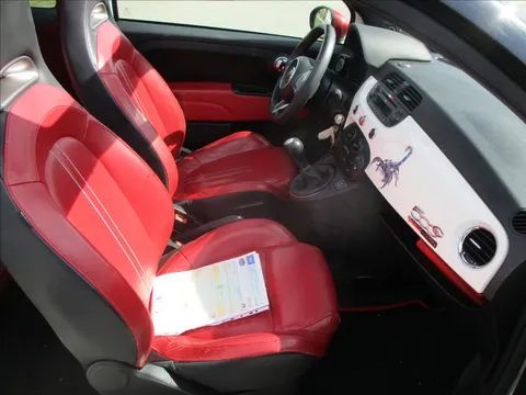 2011 Abarth 500 - sportscars.cz