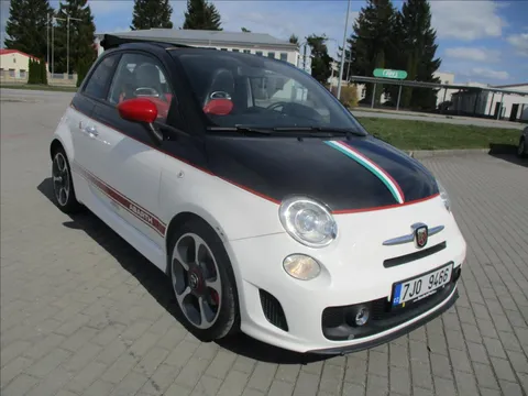 2011 Abarth 500 - sportscars.cz