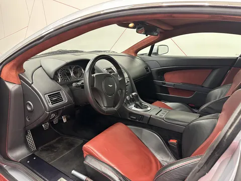 2006 Aston Martin V8 Vantage - sportscars.cz