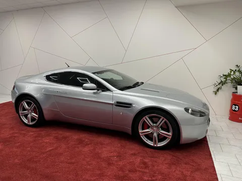 2006 Aston Martin V8 Vantage - sportscars.cz