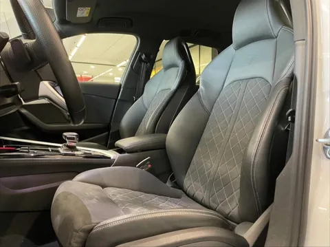 2021 Audi S4 3,0 TDi Avant QUATTRO M-Hev - sportscars.cz