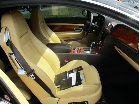 2006 Bentley Continental GT 6,0 W12 - sportscars.cz