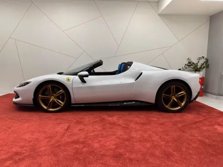 2025 Ferrari 296 GTS - sportscars.cz