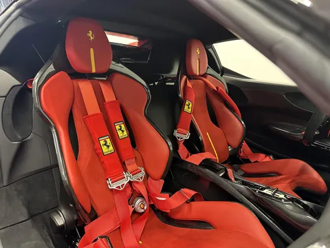 2023 Ferrari SF90 Assetto Fiorano FULL CARBON - sportscars.cz