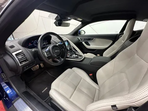 2020 Jaguar F-Type P 450 R-Dynamic - sportscars.cz