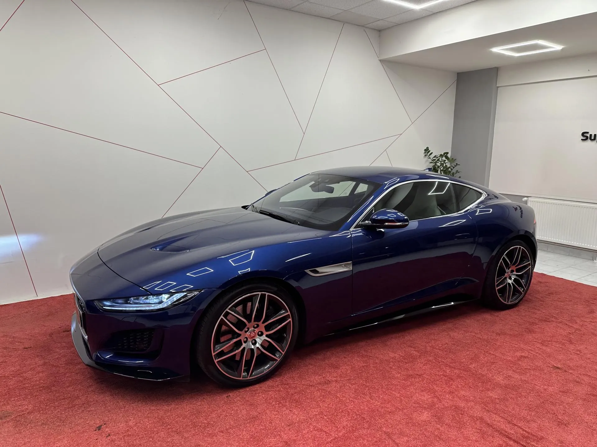 2020 Jaguar F-Type P 450 R-Dynamic - sportscars.cz