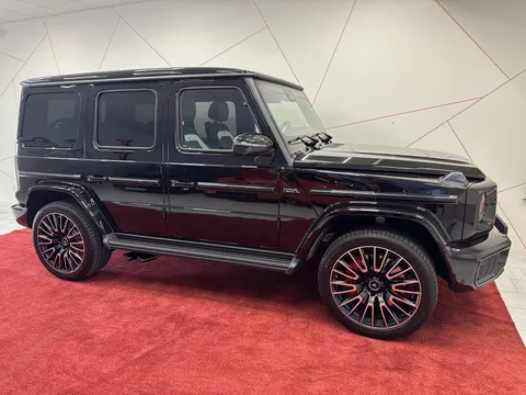 2025 Mercedes-Benz AMG G63 - sportscars.cz