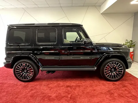 2025 Mercedes-Benz AMG G63 - sportscars.cz