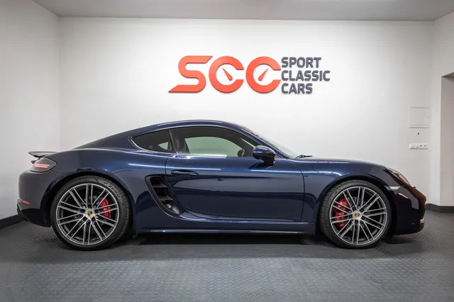 2019 Porsche 718 Cayman GTS - sportscars.cz