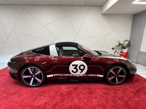 2021 Porsche 911 992 Targa Heritage - sportscars.cz