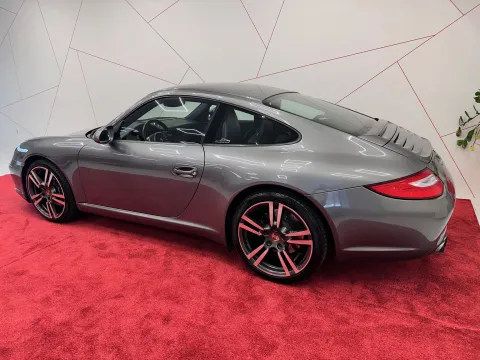 2009 Porsche 911 997.2 - sportscars.cz