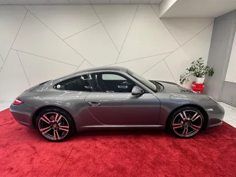 2009 Porsche 911 997.2 - sportscars.cz